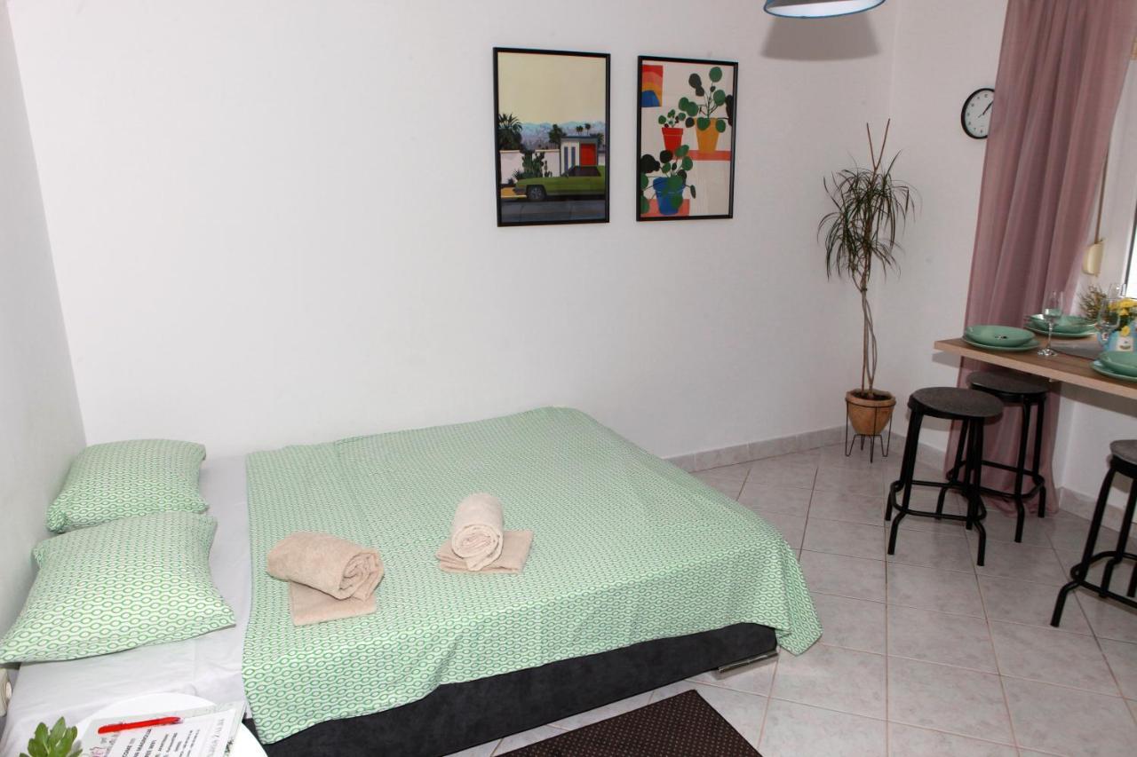 Apartment Magnolija - Free Parking Károlyváros Kültér fotó